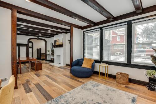 Spacious East Orange Home Steps to Elmwood Park! in East Orange, USA