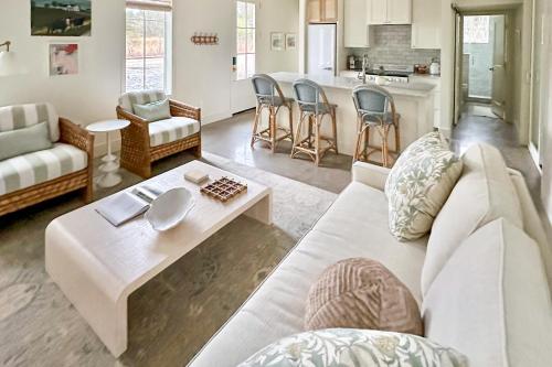 The Christmas Hill Cottages image