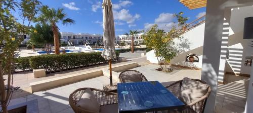 A Residence - Superior One Bedroom Aparthotel