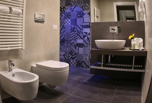 Bathroom, Principe Relais Suite & Spa in Gravina in Puglia