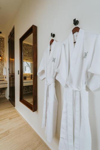 Superior Suite image 4