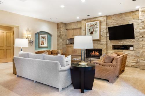 The Galatyn Lodge