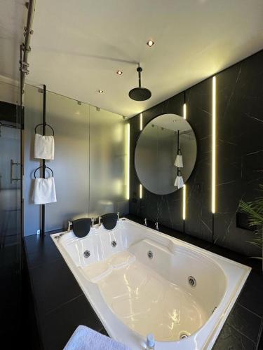Apto con jacuzzi, 3 habitaciones