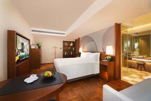 room detail thumbnail 1