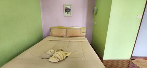 Phuttharaksa Resort – Koh Lan, DC