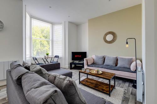 Apartment No 2 At Empire 39