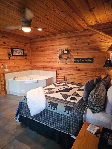Honey Bear Haven Suite 2 in Eureka Springs, USA
