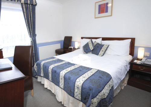 The Dolphin Hotel Room Type - Standard Double Room