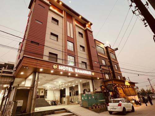 The Ramawati - A Four Star Luxury Hotel Near Ganga Ghat