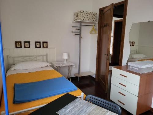 1 twin bed