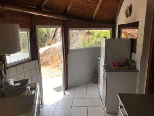廚房, Maison de vacances dans village AUTHENTIQUE Corse in 博尼法喬