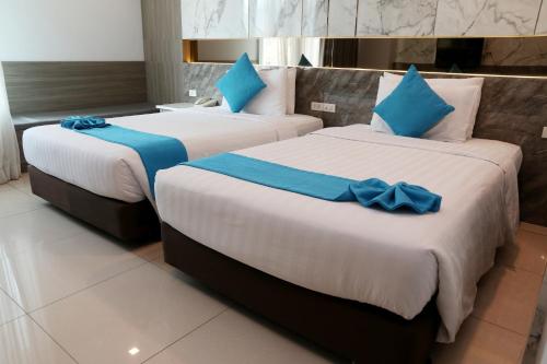 Crystal Palace Luxury Hotel Pattaya