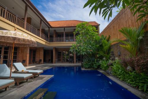 Svømmebasseng, Wiras Village in Bali