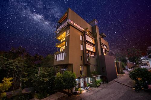 . White Moon Resort