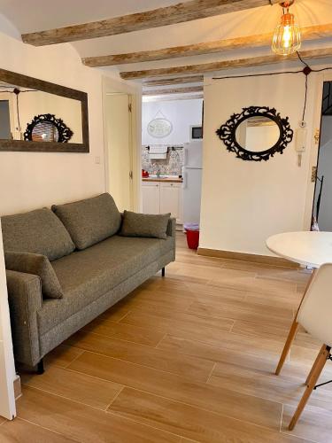 Cosy studio at the Cathedral with WiFi, Valencie (fotografie 6)