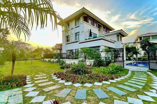 Phoenix Villa 800m 5Br Sea view Garden Pool Kitc 815