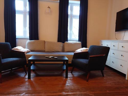 Apartamenty przy STONEHENGE in ซอสโนเวียค