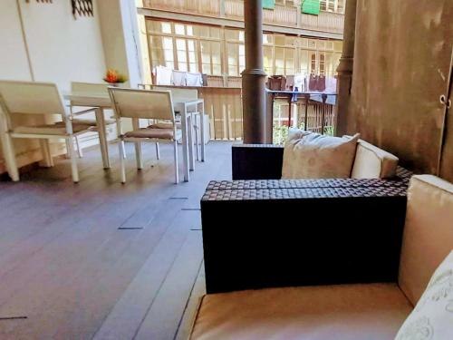  Amazing patio views with private terrace in Barcelona