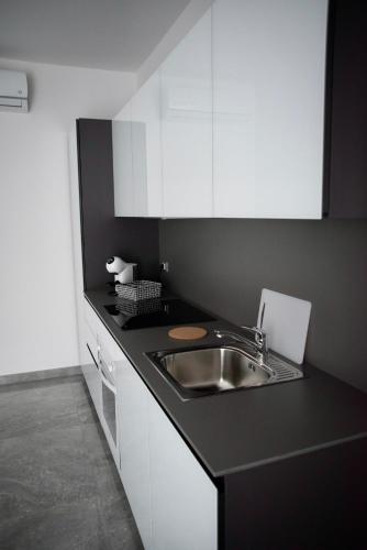 廚房, LeTagghjate - Exclusive Rooms and Suites in 聖焦爾焦約尼科