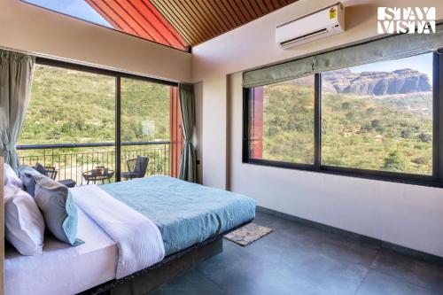 StayVista's Terra Tints - Mountainside Cabin with Private Pool, Deck & Games Room