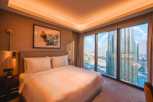 THE CLOSEST building to Burj Khalifa with Fountain View in Address Opera Residence, Дубай (фото 2)