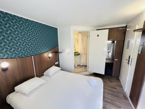 Kyriad Direct Val de Reuil - image 10