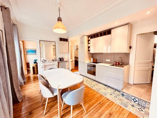 Charming 4-room flat near Eiffel Tower-8people-2 bedrooms, París