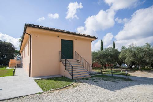 Three-Bedroom Apartment image 10