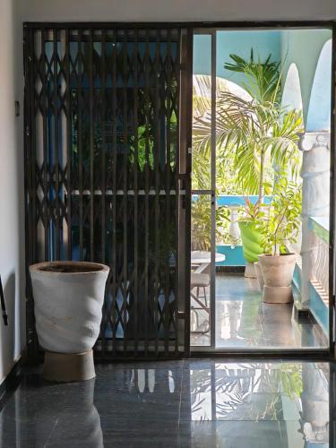 Elizz guest house in أكرا