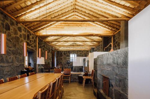 ห้องอาหาร, Adega do Fogo in ซานตาลูเซีย