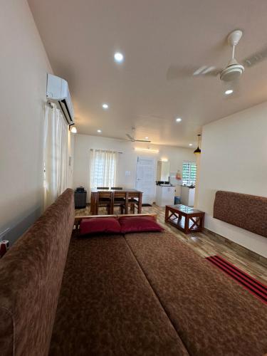 SANTA MARIA HOSTEL MUNROE ISLAND in โกลลัม