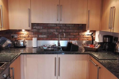 Spacious loft apartment York city centre - Tap to explore photos