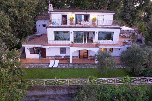 AMORE RENTALS - Villa Masha - image 2