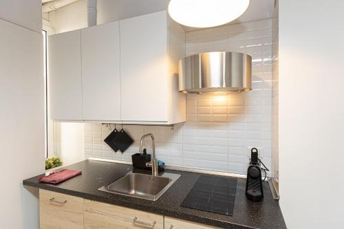 Piazza Navona Lovely Apartment, Рим (фото 8)
