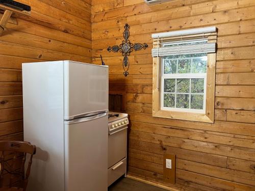 Kozy Haven Log Cabin Rentals Room Type - Seventh Heaven Cabin 7 with Loft 
