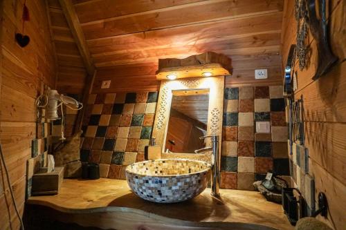 Vannas istaba, La Cabane du Bandit in Pietroso