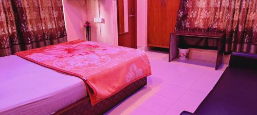 Deluxe Double Room with Balcony image 6