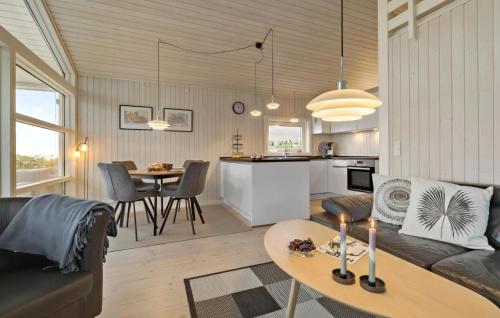 2 Bedroom Nice Home In Kerteminde in เคอร์เทอมินเดอ