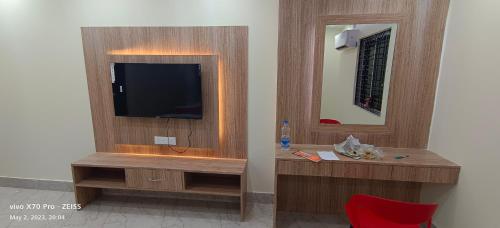 . HOTEL SHERAWALI
