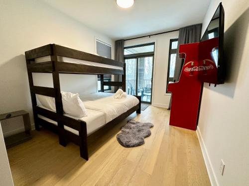 Three-Bedroom Apartment image 8