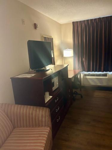 Baymont by Wyndham Battle Creek/I-94 – Battle Creek, MI