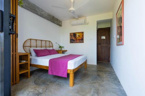 Double Room with Balcony and Sea View image 5