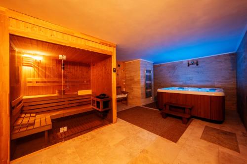 Pezsgőfürdő, Völgy Villa (Volgy Villa) in Zebegény