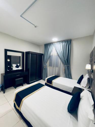Guestroom, شقق عنوان المدينة للوحدات السكنية near Saudi German Hospital