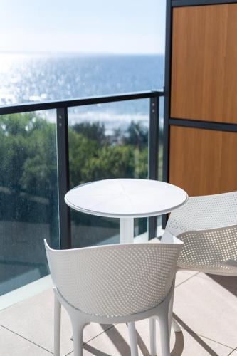 Studio with Sea View image 5