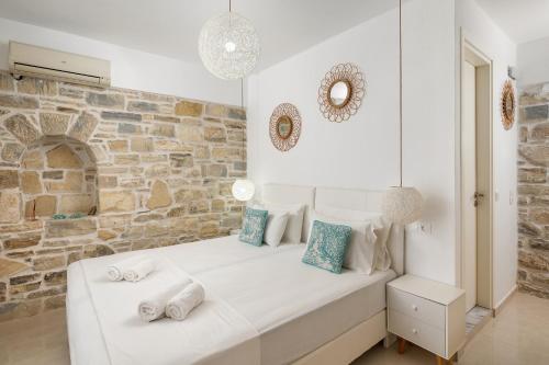 Aphrodites Luxury pearls 1