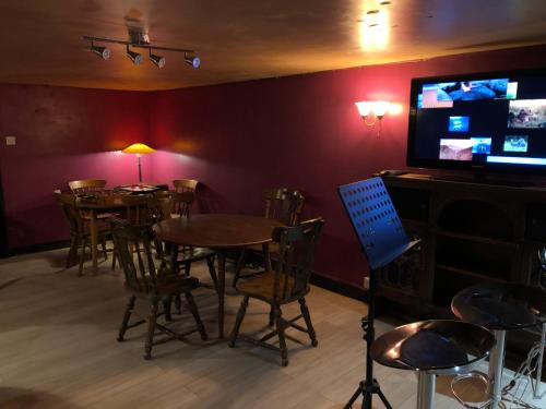 Pub/lounge, B3-Jacks Court in Ashton under Lyne