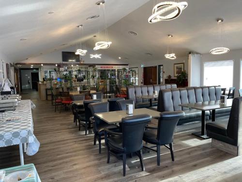 The 22 Hotel in Cremona (AB)