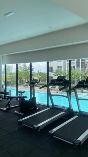 2 rooms fully furnished habitus wifi subang airport shah alam