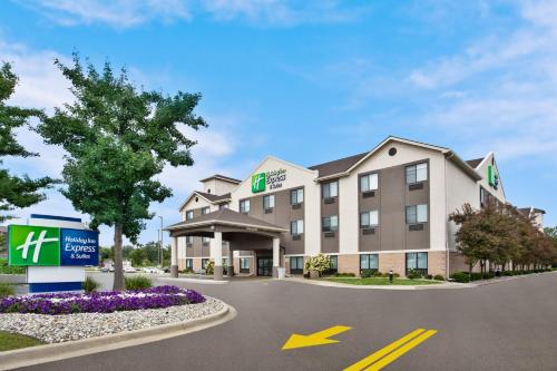 Holiday Inn Express Hotel & Suites - Belleville Area